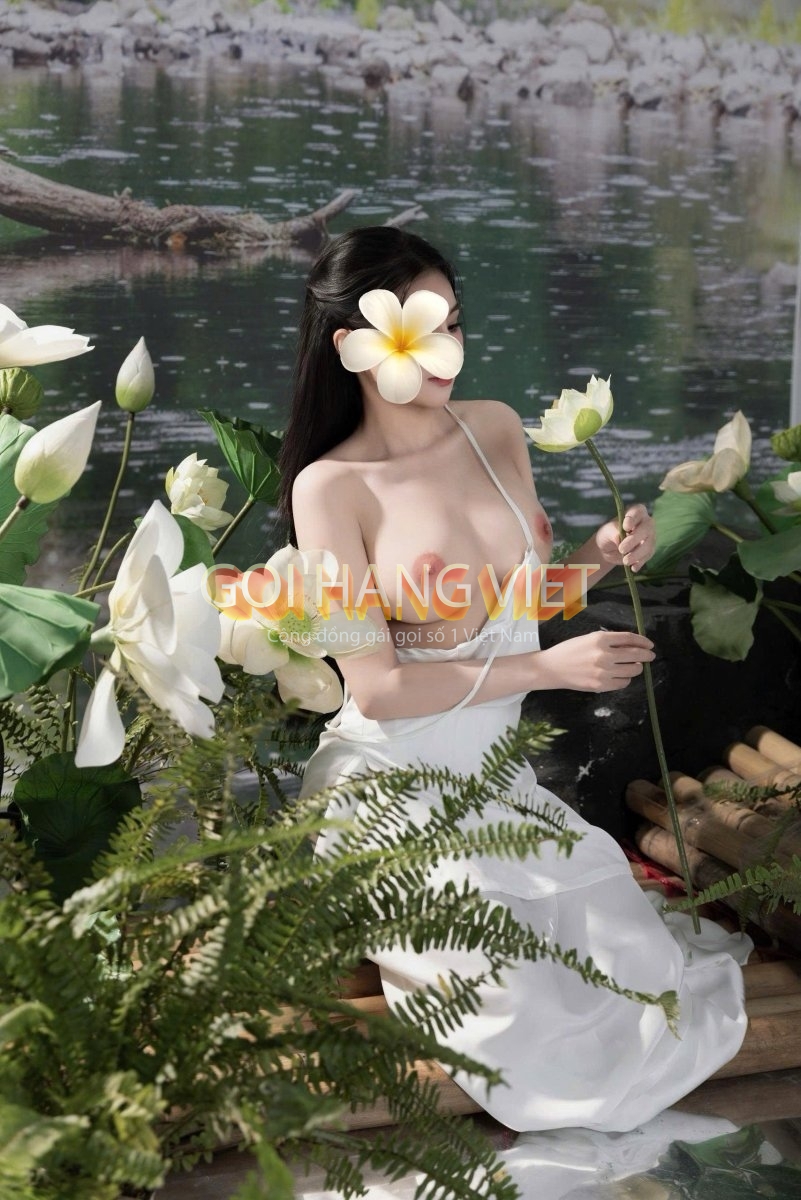 reup-y-lan-mat-xinh-da-trang-body-boc-lua-3508473-original.jpeg